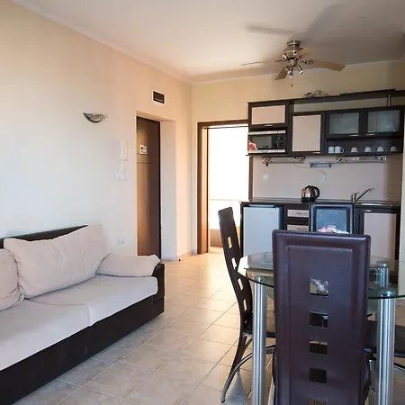 Apartament Complex Apolon