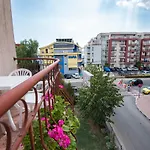 Complex Apolon Appartamento *