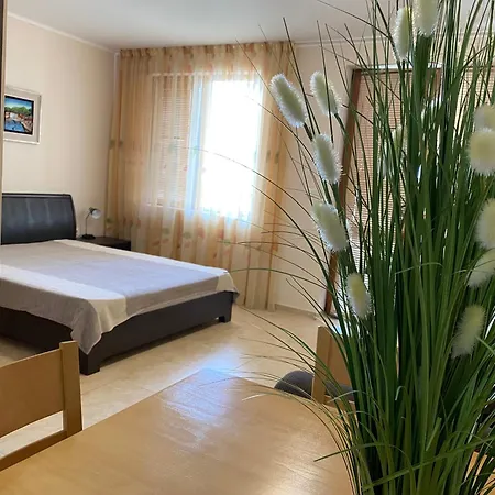 Apartment Complex Apolon Nessebar
