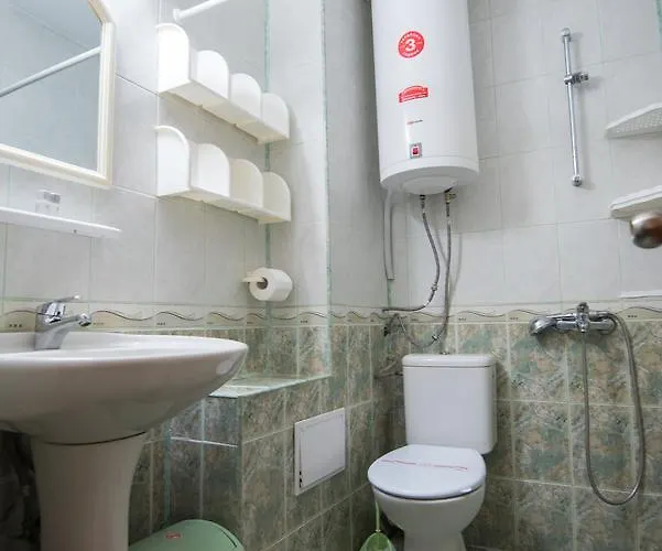 Complex Apolon Νεσέμπαρ