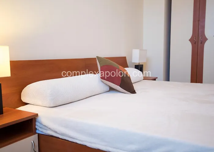 Complex Apolon Νεσέμπαρ