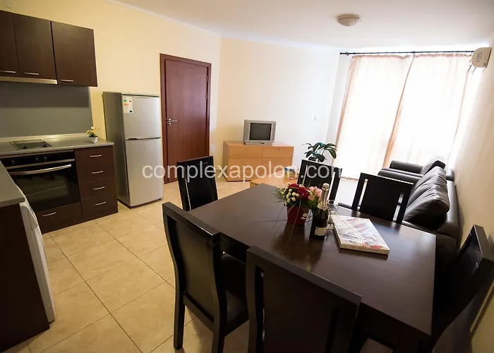 Complex Apolon Νεσέμπαρ